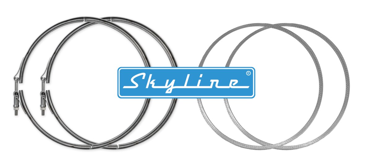 A photo of Skyline Emissions' SKN004 service kit for heavy duty DOCs and DPFs: two v-band clamps and two gaskets